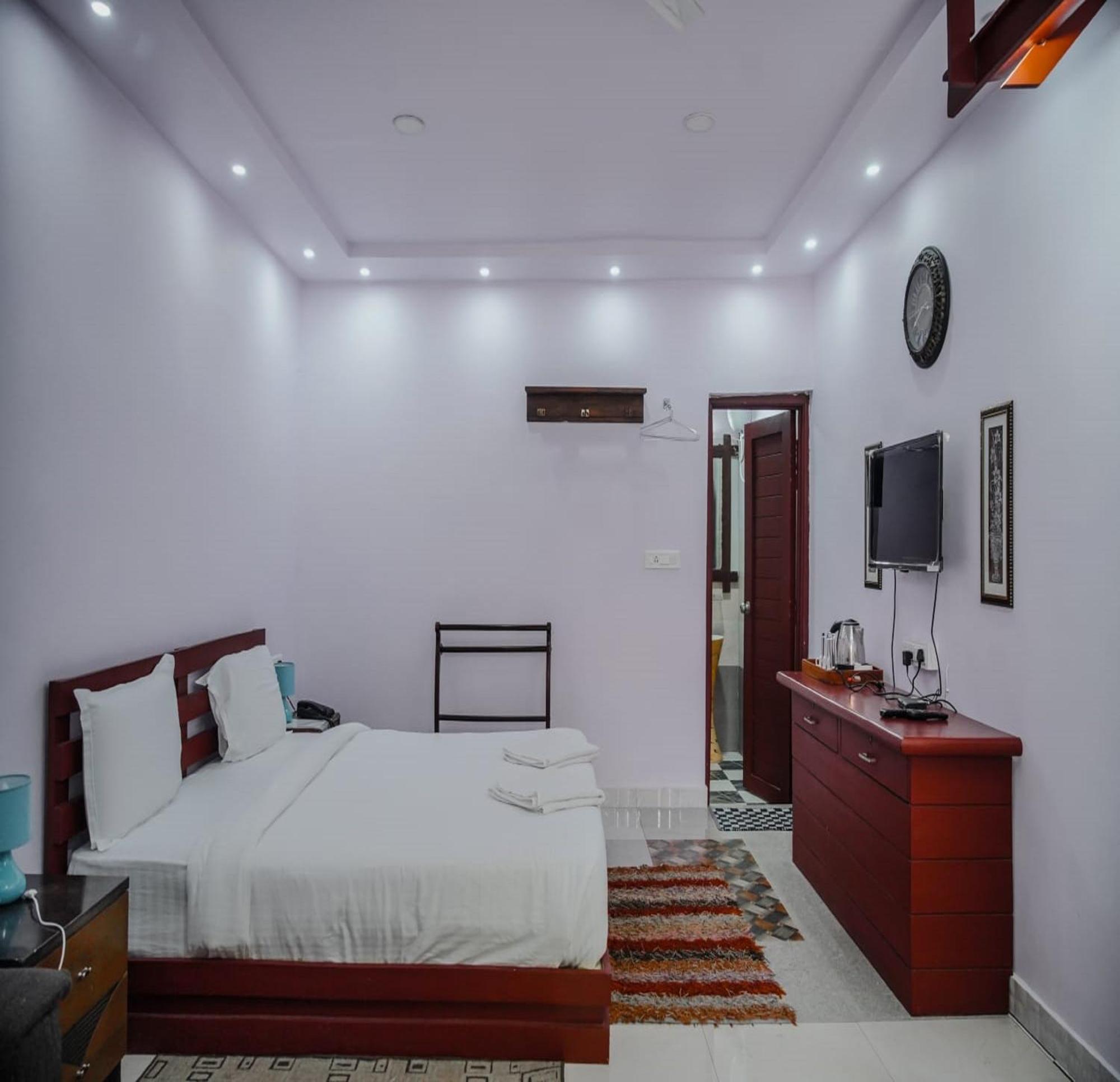 Green Point - Hotels And Resorts In Angul エクステリア 写真