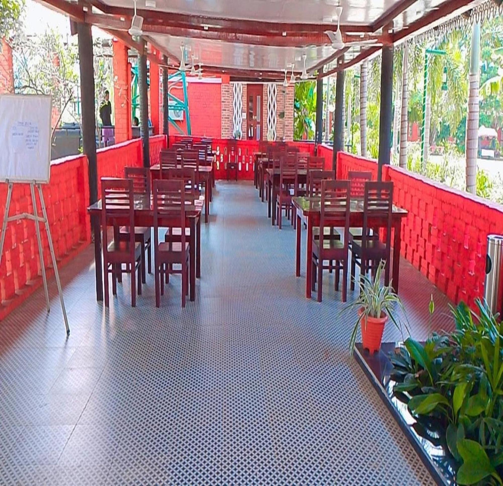 Green Point - Hotels And Resorts In Angul エクステリア 写真