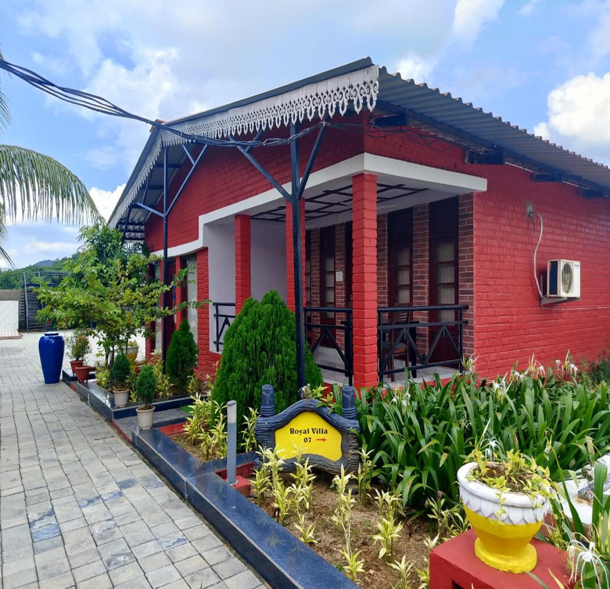 Green Point - Hotels And Resorts In Angul エクステリア 写真